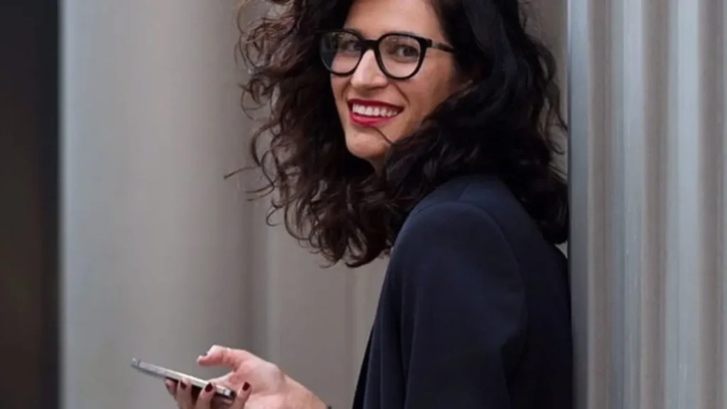 How Tall Is Elena Moussa