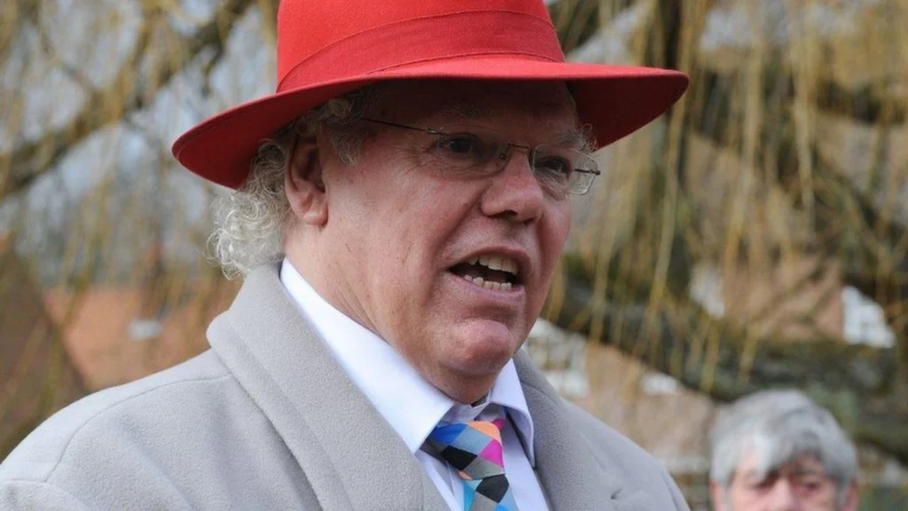 Roy Chubby Brown Net Worth: Earnings, Career & Entertainment Influence